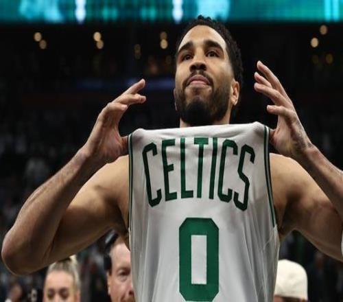 塔圖姆談復(fù)出后首場季后賽：非常感激自己能走到這一步