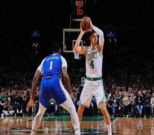 季后賽首秀表現(xiàn)穩(wěn)定，凱爾特人替補(bǔ)中鋒能否繼續(xù)保持這樣的狀態(tài)