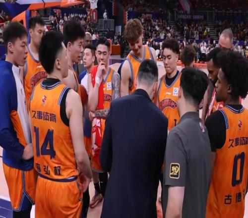 上海男籃34分大勝遼寧，弗格32+7手刃老東家趙繼偉11+4萊迪24+13