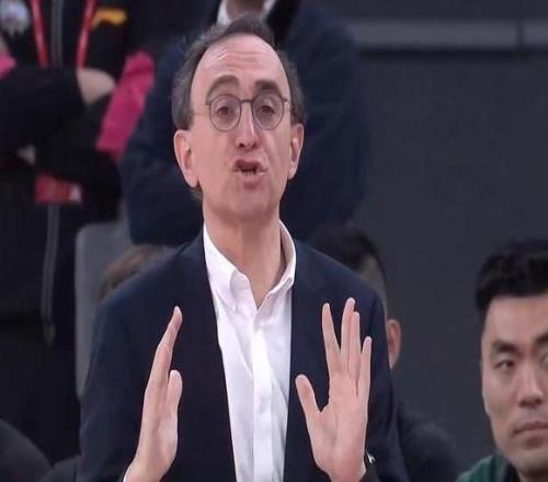 什么情況趙繼偉：這么多年職業(yè)生涯什么都見過今天倆字“呵呵”