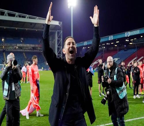 老雷：蘭帕德帶考文垂沖超成就巨大，這么說不僅因他是我外甥