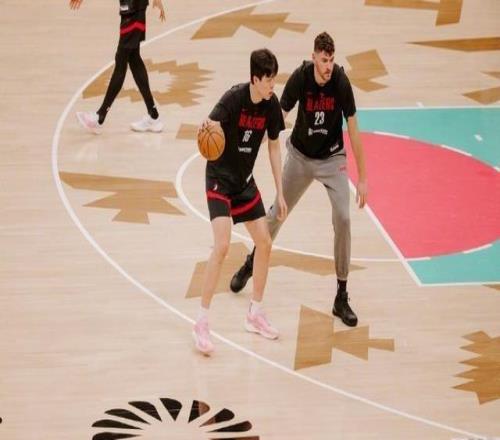 楊瀚森季后賽出場“打醬油”，開拓者新老板“摳門”被吐槽