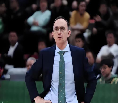 輸給上海34分！烏戈十分生氣，怒批遼寧隊(duì)球員