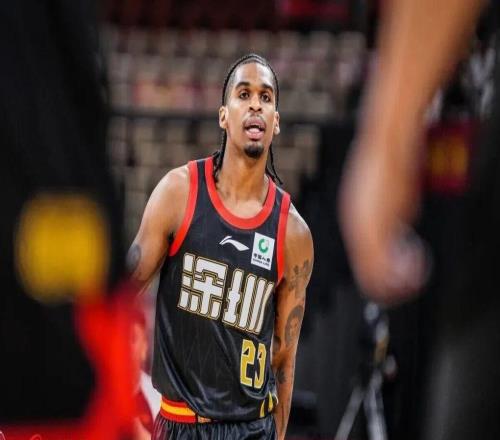 在這件事上，上海男籃落后了