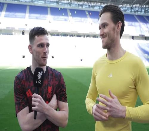 羅伯遜：我經(jīng)常拿伍德曼開玩笑，他性格很好總是陪在大家身邊