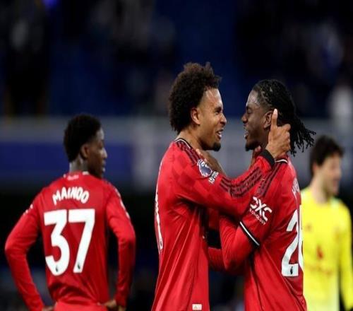 TA：海文和馬茲拉維搭配效果不錯(cuò)，前者表現(xiàn)出遠(yuǎn)超年齡的成熟