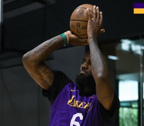 季后賽首戰(zhàn)全部結束，湖人四數(shù)據(jù)領跑全聯(lián)盟，防守改觀更加關鍵