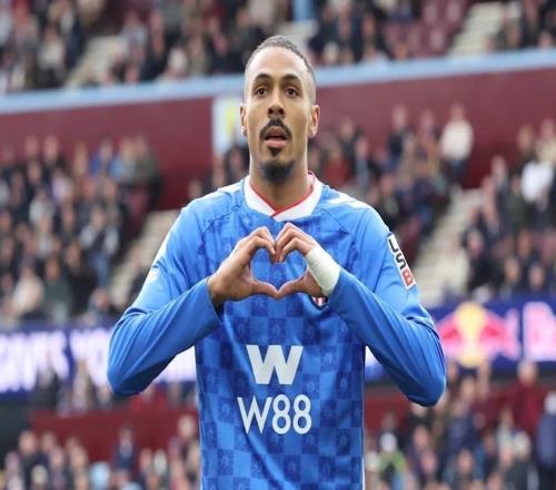 一個單刀不進(jìn)，為什么全網(wǎng)都在罵22歲小孩