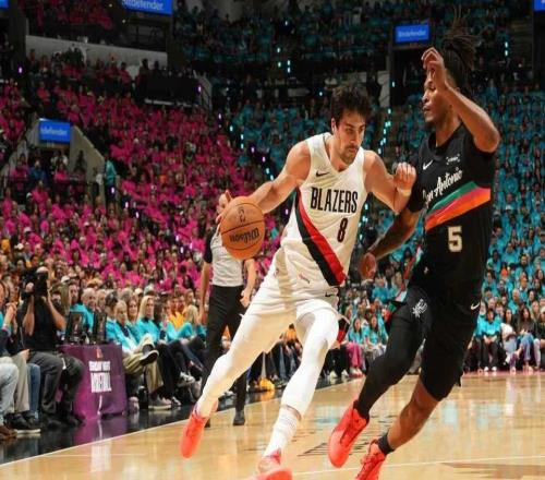 马刺半场领先10分：文班21分对攻阿夫迪亚19分杨瀚森未登场