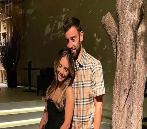 B費(fèi)談18次聯(lián)賽助攻：希望做得更好，盡可能以最好狀態(tài)結(jié)束職業(yè)生涯哈格里夫斯：B費(fèi)是英超聯(lián)賽最佳球員