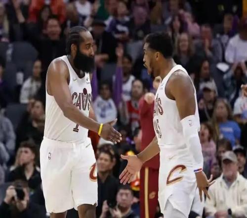 騎士主場(chǎng)再出擊！全隊(duì)僅1人缺席，米切爾聯(lián)手哈登力爭(zhēng)再下一城