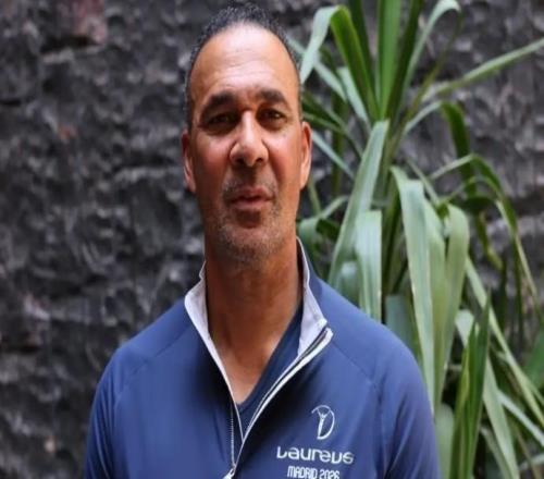 古利特：皇馬巴薩都沒(méi)理由抱怨裁判，他們過(guò)去都曾獲利