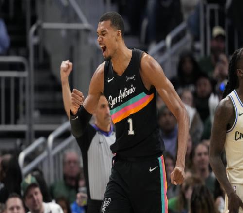 地球保衛(wèi)戰(zhàn)首戰(zhàn)失利，開(kāi)拓者除了忍著，還有其他翻盤(pán)可能嗎