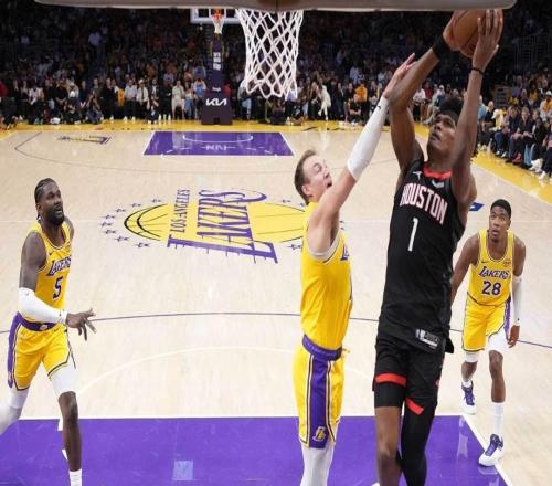 火箭隊(duì)阿門湯普森在被湖人隊(duì)盧克肯納德打爆后，承擔(dān)了責(zé)任