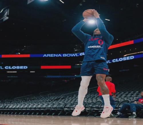 回來了！你好，快船！這可是3屆全明星后衛(wèi)