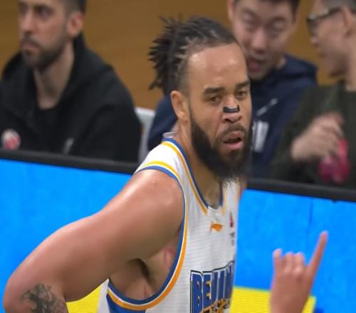 CBA名記卻痛批北京隊(duì)1人：太散漫，太任性了！