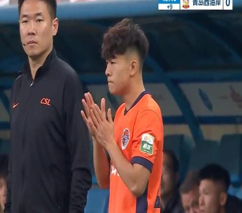 馬德興：鄺兆鐳在對抗中處于明顯下風(fēng)，體能也需要加強