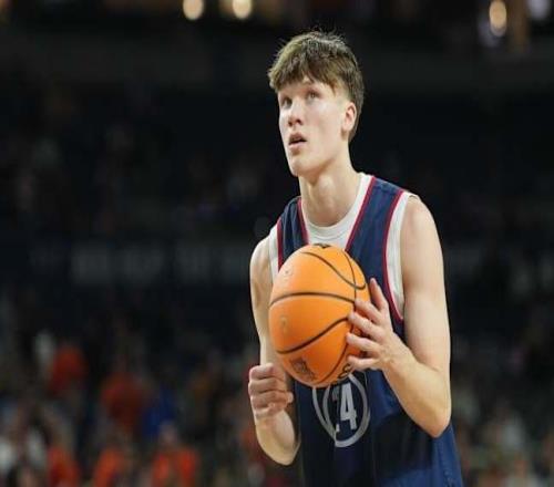 康涅狄格大學(xué)大一后場將回校再戰(zhàn)一年，明年他的選秀行情會更好