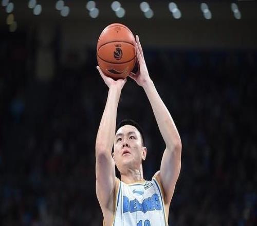 北汽男籃將在收官戰(zhàn)為朱彥西舉辦退役儀式