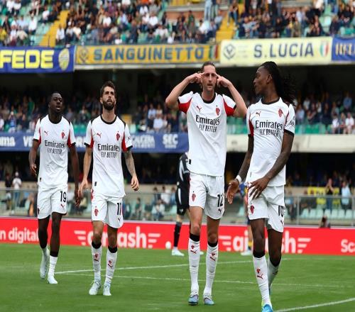 萊奧被換下場(chǎng)后向教練組抱怨：為什么總是我