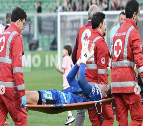 小克林斯曼頸椎骨折后發(fā)聲：很遺憾，我的賽季在周六結(jié)束了