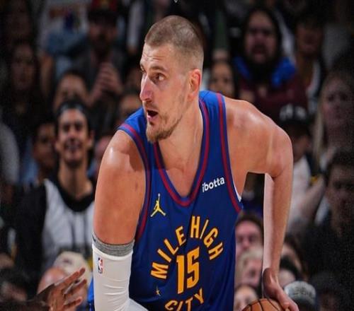 末節(jié)7中1&被戈貝爾“鎖死”，約基奇全場20中8取24分15板8助