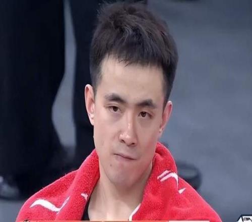 狂輸34分后，遼籃疑似內(nèi)訌，趙繼偉發(fā)飆，2字耐人尋味，烏戈道歉