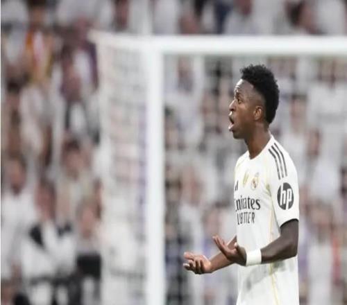 世體：皇馬更衣室厭倦維尼修斯的態(tài)度，其場上表現(xiàn)是原因之一