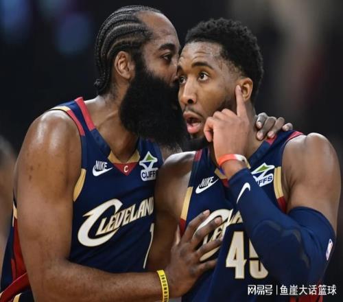 騎士12連勝，哈登存兩瑕疵！米切爾一點真該夸，湖人舊將也該棄用