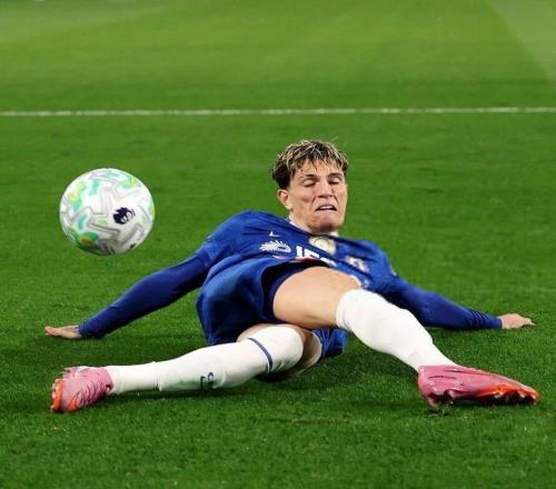 曝加納喬賣4000萬讓拉爵笑不攏嘴！態(tài)度能力都差，切爾西隊友怒罵