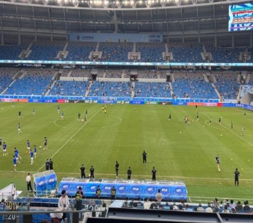 10！國安雖“絕殺深圳”，但比賽踢得“狠狽”，球迷：史上最差