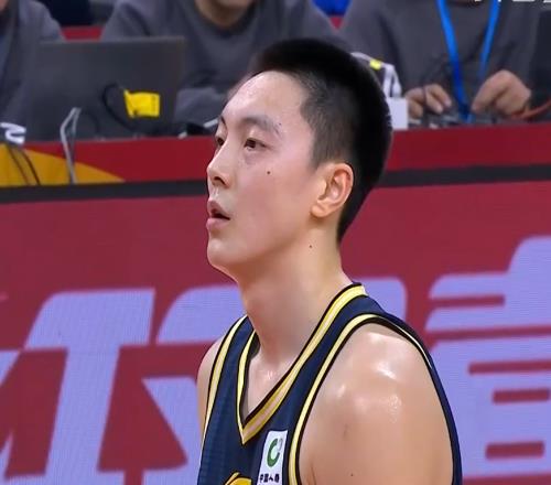 不是薩林杰，不是胡明軒！廣東隊(duì)輸山西，有1人要負(fù)責(zé)