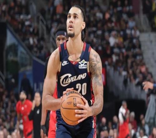 不適應(yīng)季后賽的強度騎士鋒線新星的狀態(tài)令人有些擔(dān)心