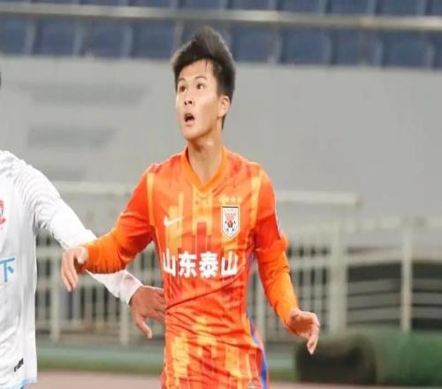 中超處子球！陳澤仕貼地斬，瓦科助攻閆炳良目送，全隊瘋狂慶祝