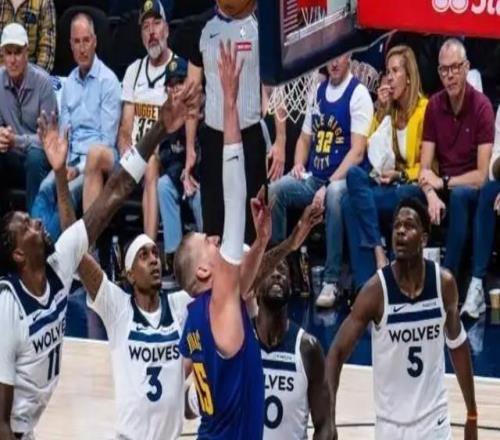 森林狼客場(chǎng)掀翻掘金追平總比分華子帶傷出戰(zhàn)砍30分可敬可佩