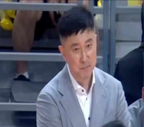 媒體人：杜鋒執(zhí)教實力國內第一檔，球迷：把6名新老國手用廢了