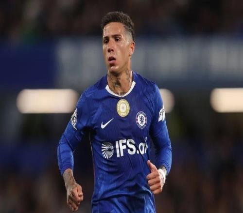 切爾西更衣室暗戰(zhàn)：隊(duì)長(zhǎng)袖標(biāo)背后的權(quán)力游戲