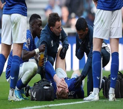 郵報(bào)：埃弗頓后衛(wèi)布蘭斯韋特缺席本賽季剩余比賽，無(wú)緣世界杯