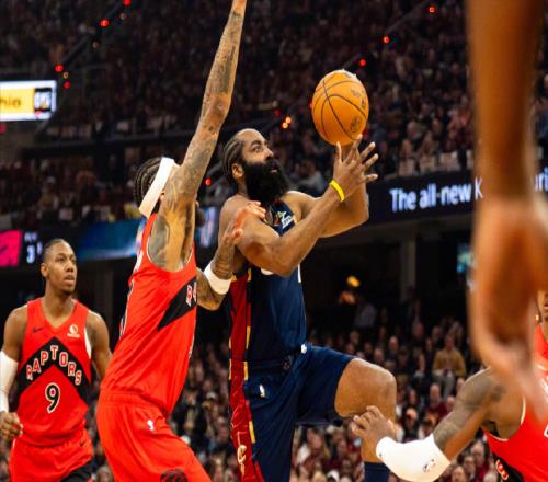 首組20誕生，哈登一戰(zhàn)迎3大里程碑！騎士3核轟83分觸發(fā)必勝定律