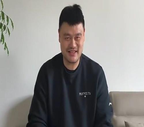 中國籃球第5人！很慶幸，我們擁有王治郅！