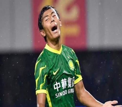 勵志！23歲中超后衛(wèi)終于一戰(zhàn)成名：近3年已幫3隊沖超成功！