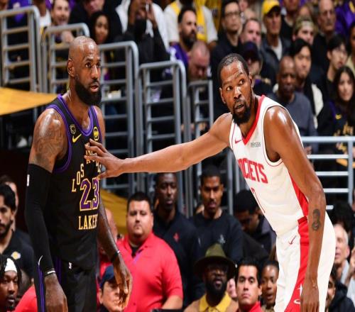 湖人20火箭！詹姆斯28分7助，秀背扣夢(mèng)回巔峰，杜蘭特23分9失誤