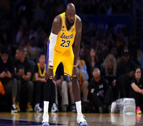 加里佩頓預(yù)測(cè)湖人隊(duì)勒布朗詹姆斯的自由球員決定：留在湖人隊(duì)