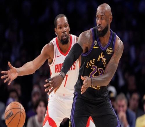 湖人半場僅領(lǐng)先火箭3分：詹姆斯14+6導(dǎo)150杜蘭特20分引140追分