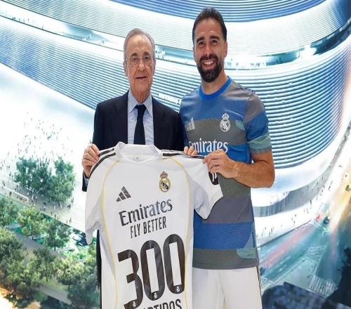 達成皇馬生涯西甲300場里程碑，卡瓦哈爾獲贈紀念球衣