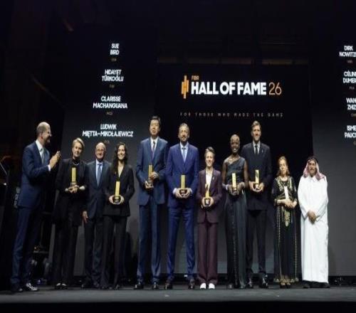 王治郅入選FIBA名人堂：沒有國家培養(yǎng)就沒今天的我