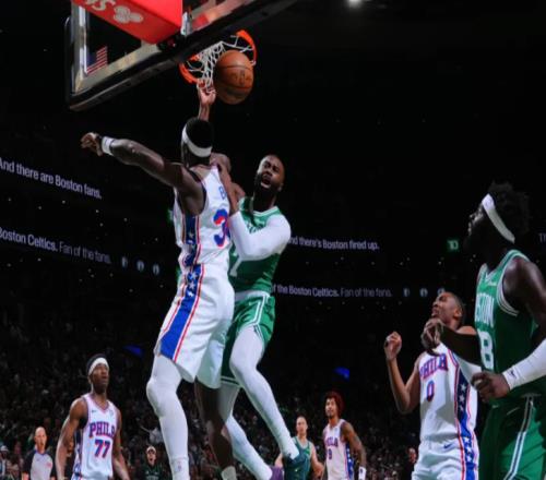 爆冷！綠軍主場14分慘敗76人，布朗砍36分，東部前三均丟主場優(yōu)勢