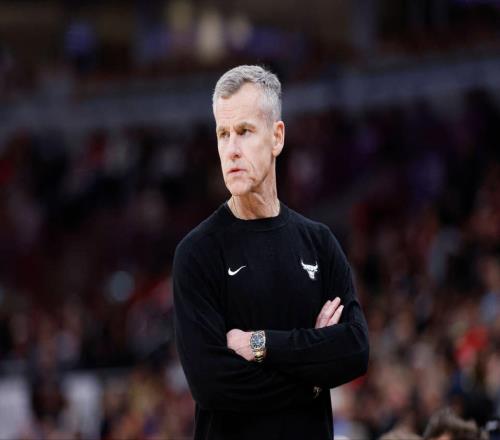 不愿參與雷霆重建，卻在芝加哥蹉跎六年，NCAA名帥選擇離開(kāi)