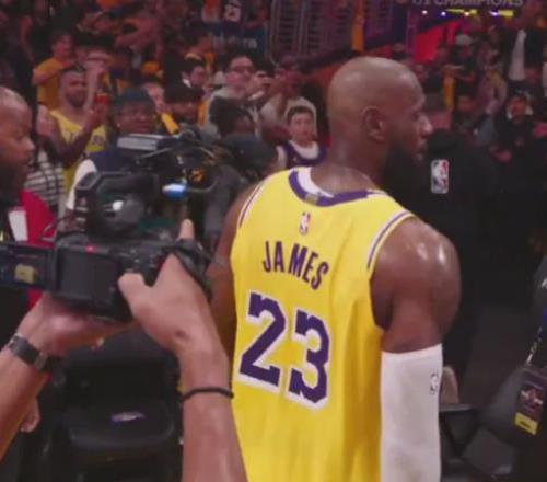 CCTV5直播！火湖G2大戰(zhàn)延續(xù)精彩，詹姆斯枕戈待旦，杜蘭特難復(fù)出