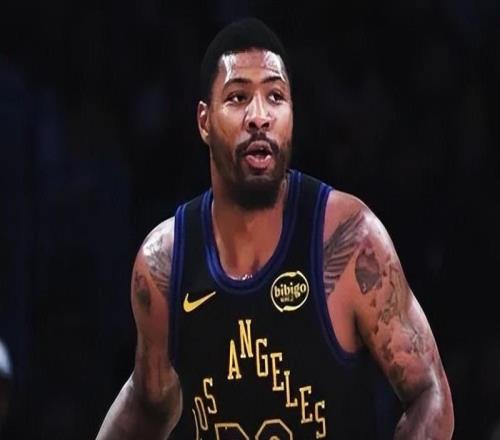 湖人G2再勝火箭迎4利好！詹姆斯無解控場，斯瑪特+肯納德太猛了！